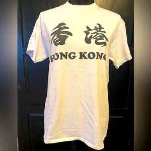 Vintage look Hong Kong tshirt in cream size medium